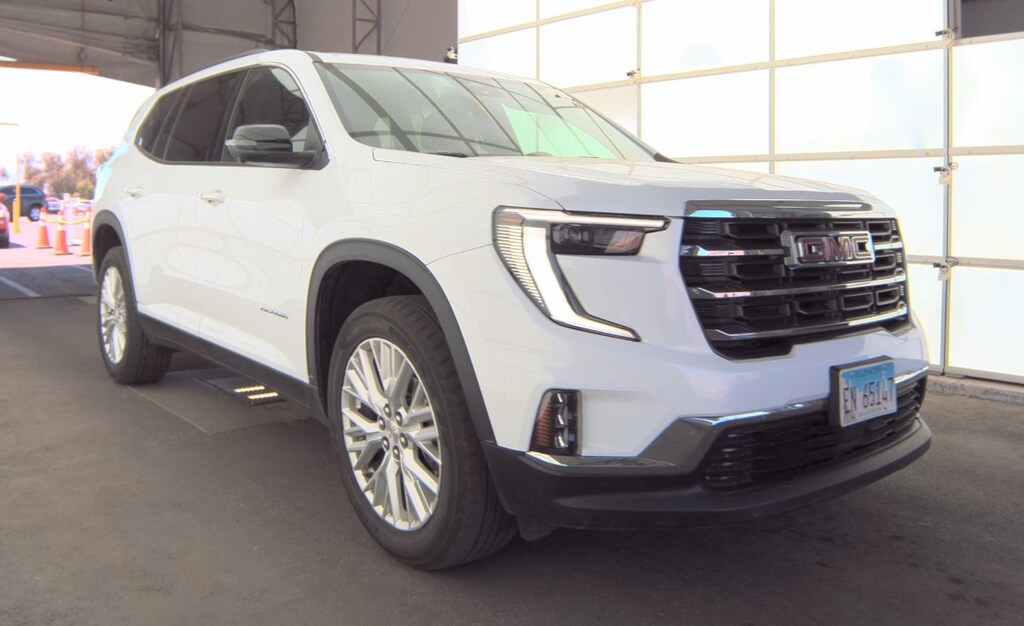 Used 2024 GMC Acadia Elevation SUV