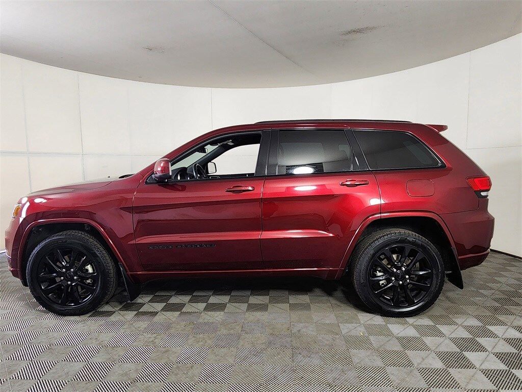 2021 Jeep Grand Cherokee Laredo X photo 4