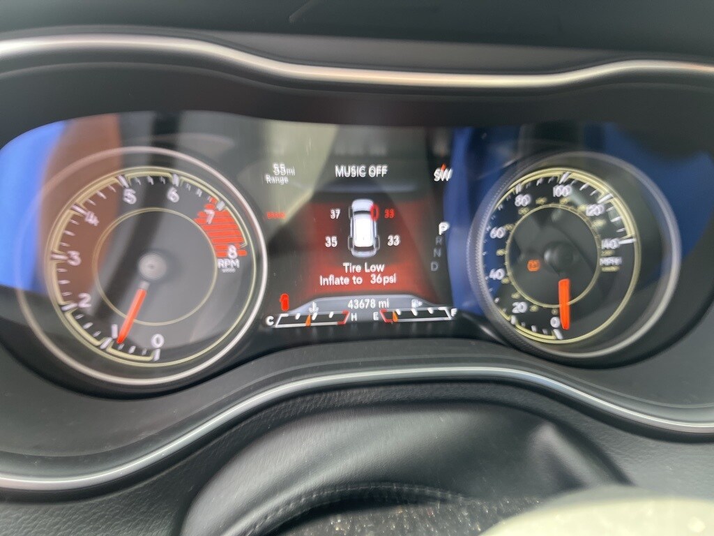 Used 2022 Jeep Cherokee Trailhawk SUV