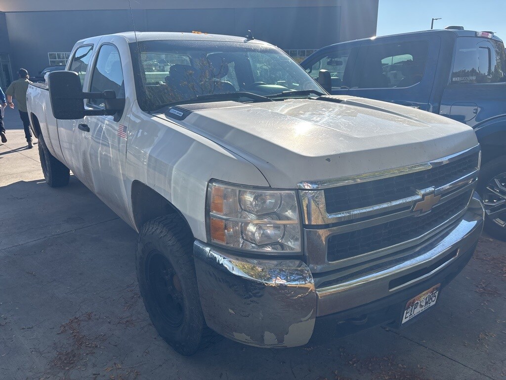 2008 Chevrolet Silverado 2500HD Work Truck photo 3