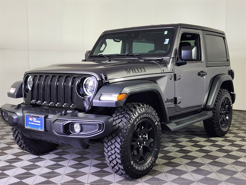 2023 Jeep Wrangler Willys photo 3