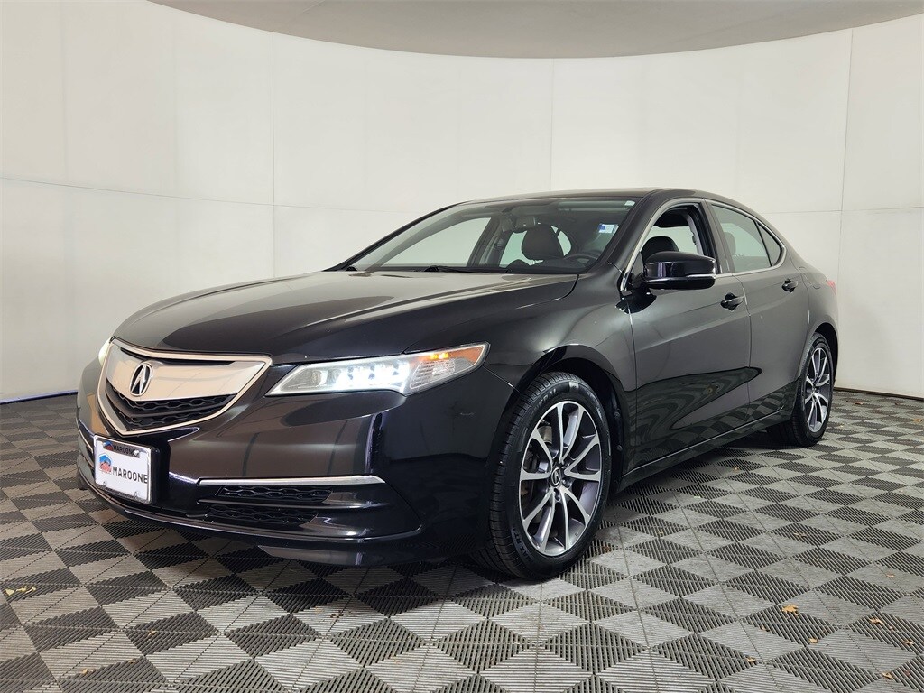 2017 Acura TLX photo 3