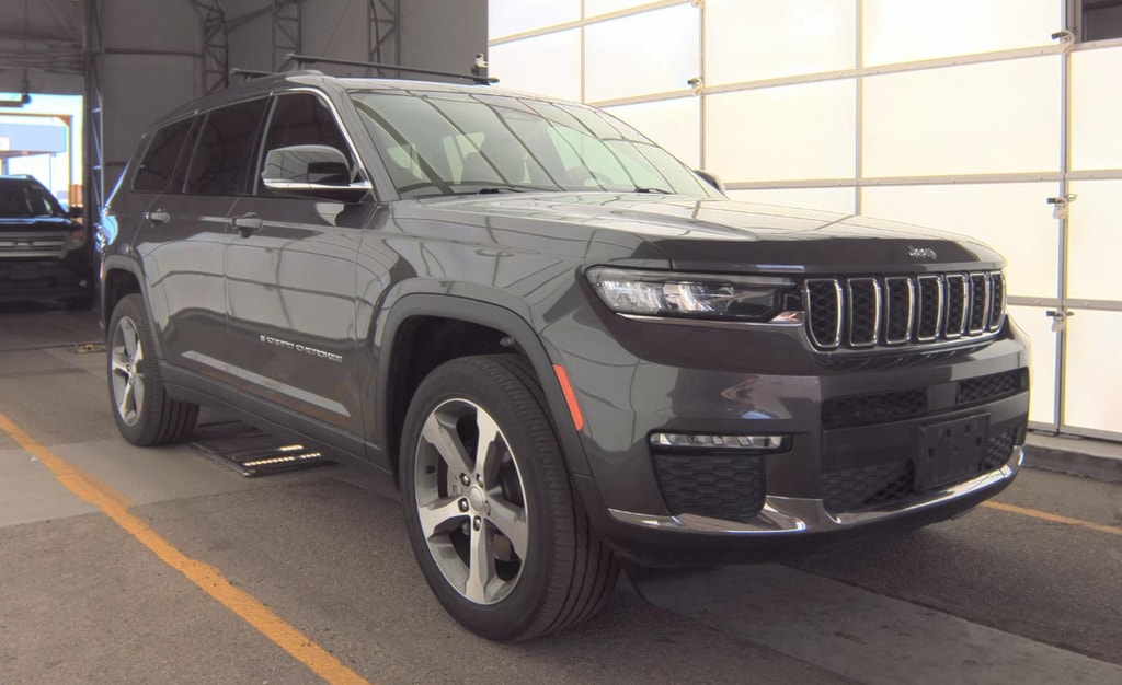 Used 2023 Jeep Grand Cherokee Limited SUV