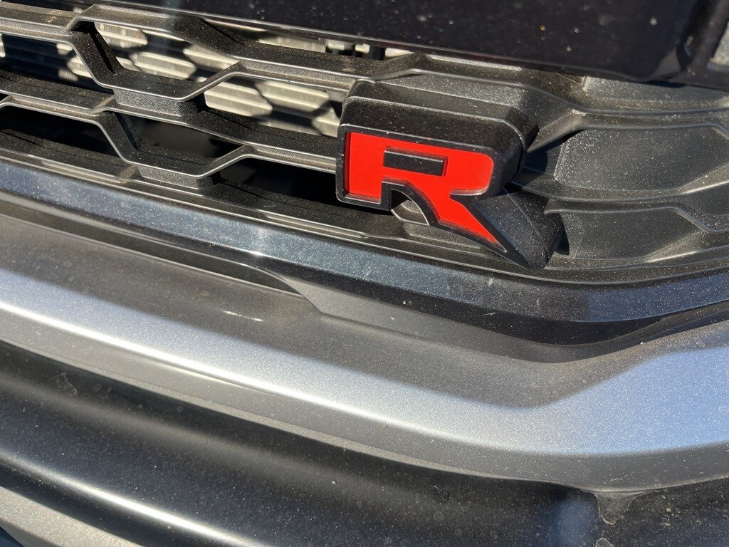 2023 Ford F-150 Raptor photo 2