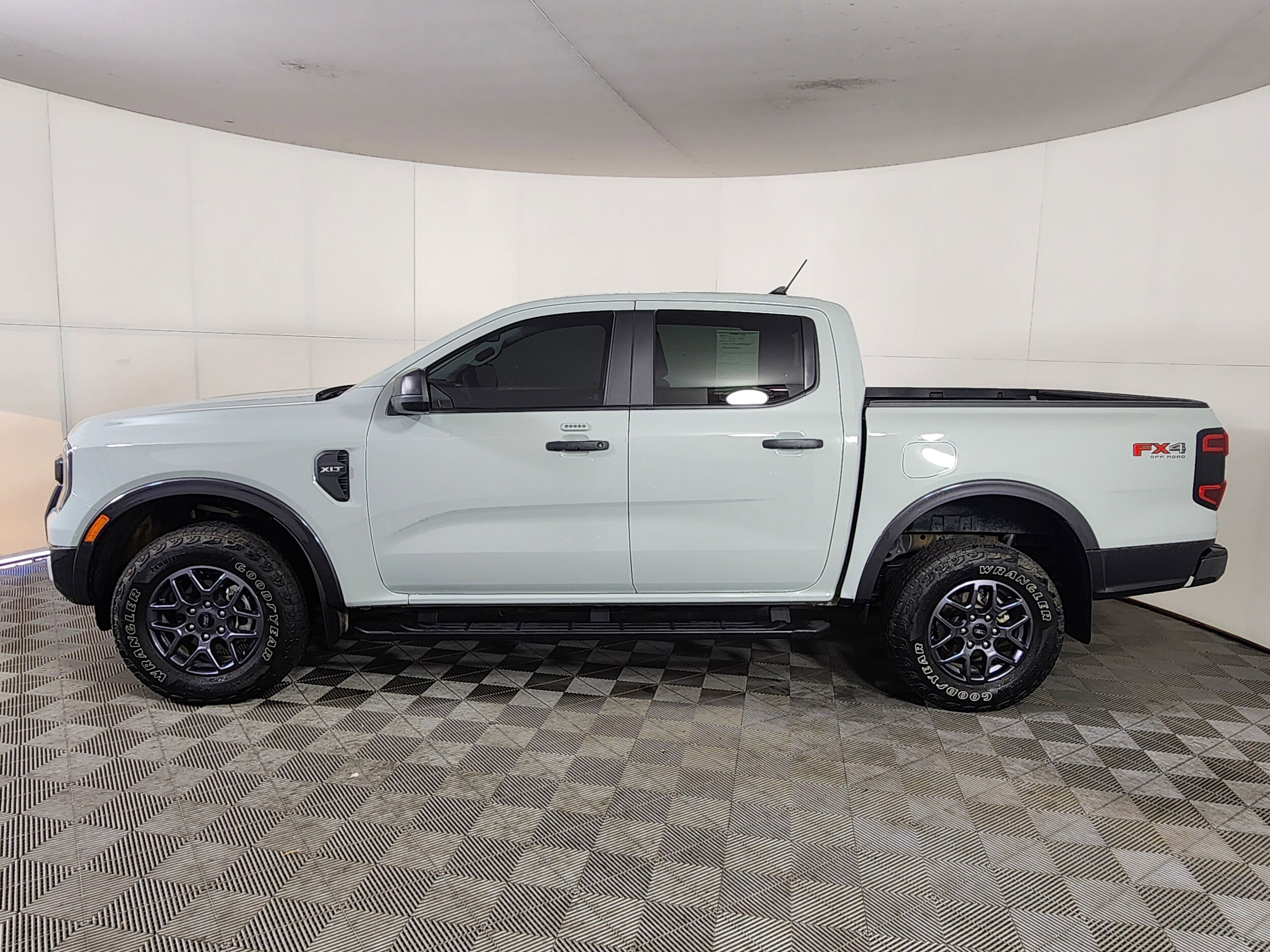 2024 Ford Ranger XLT photo 3