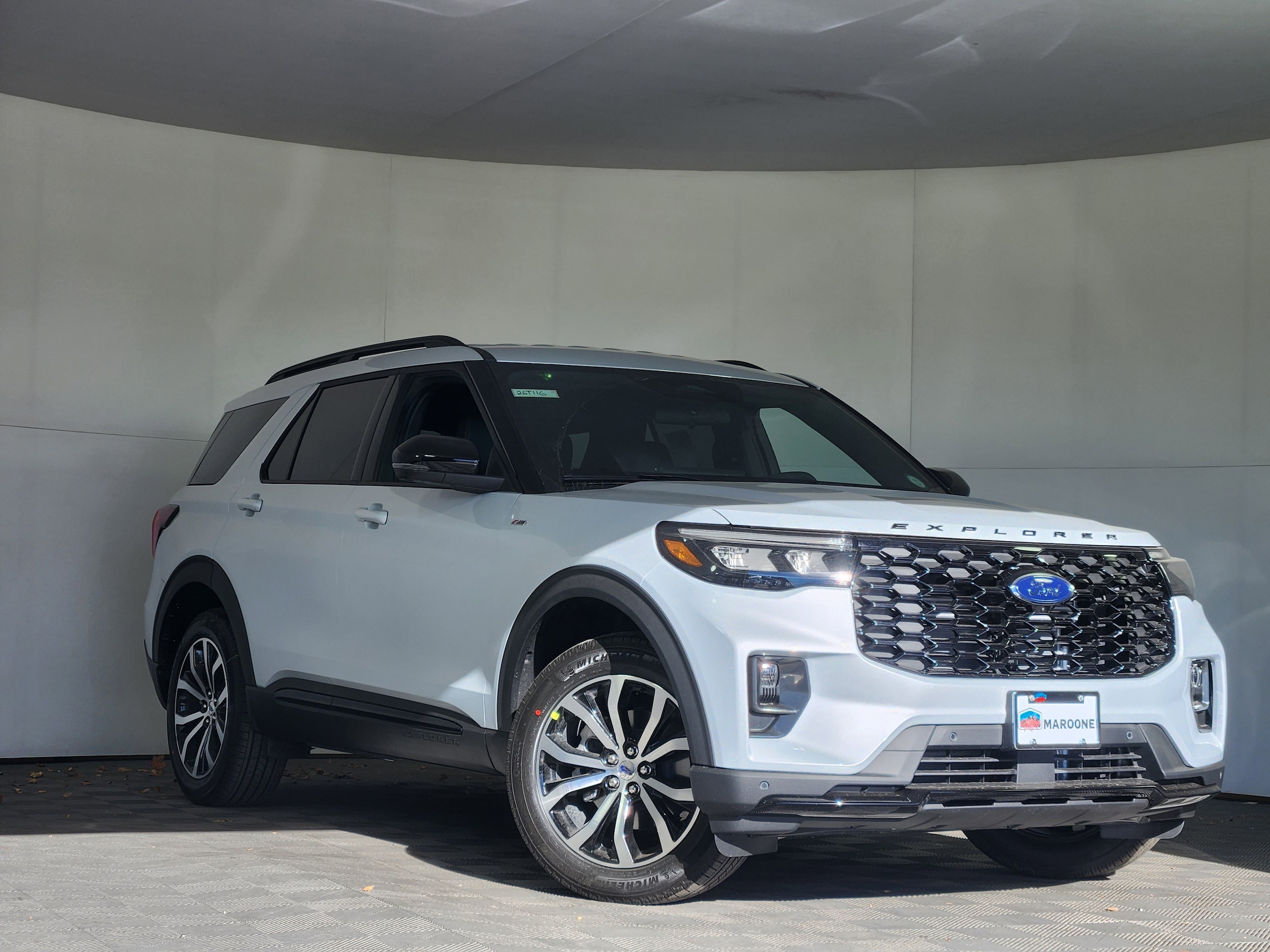 2026 Ford Explorer ST-LINE's photo