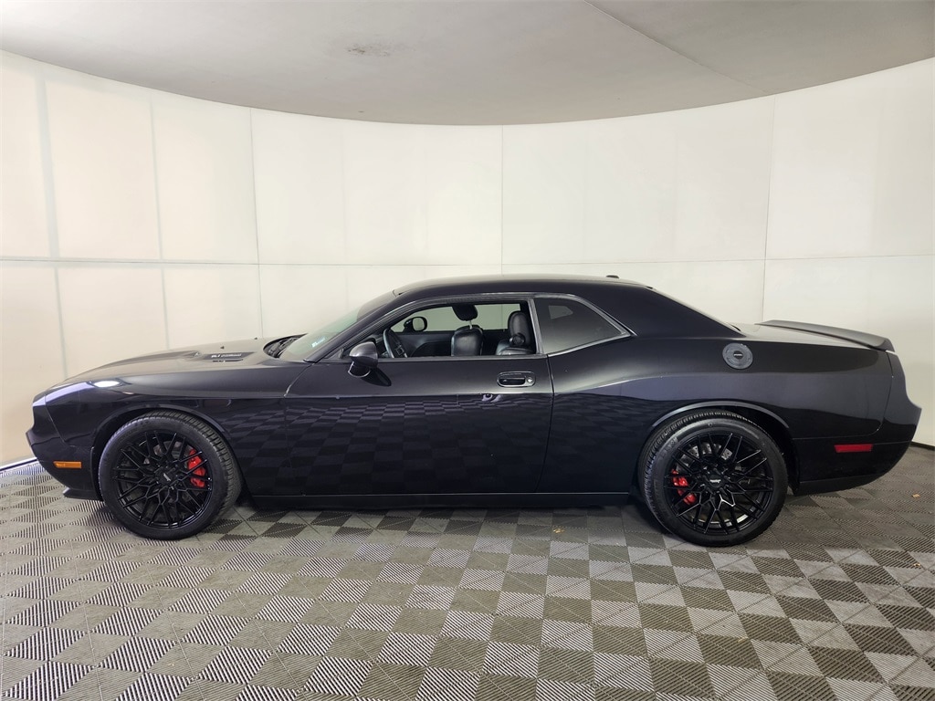 Used 2009 Dodge Challenger SRT8 Coupe