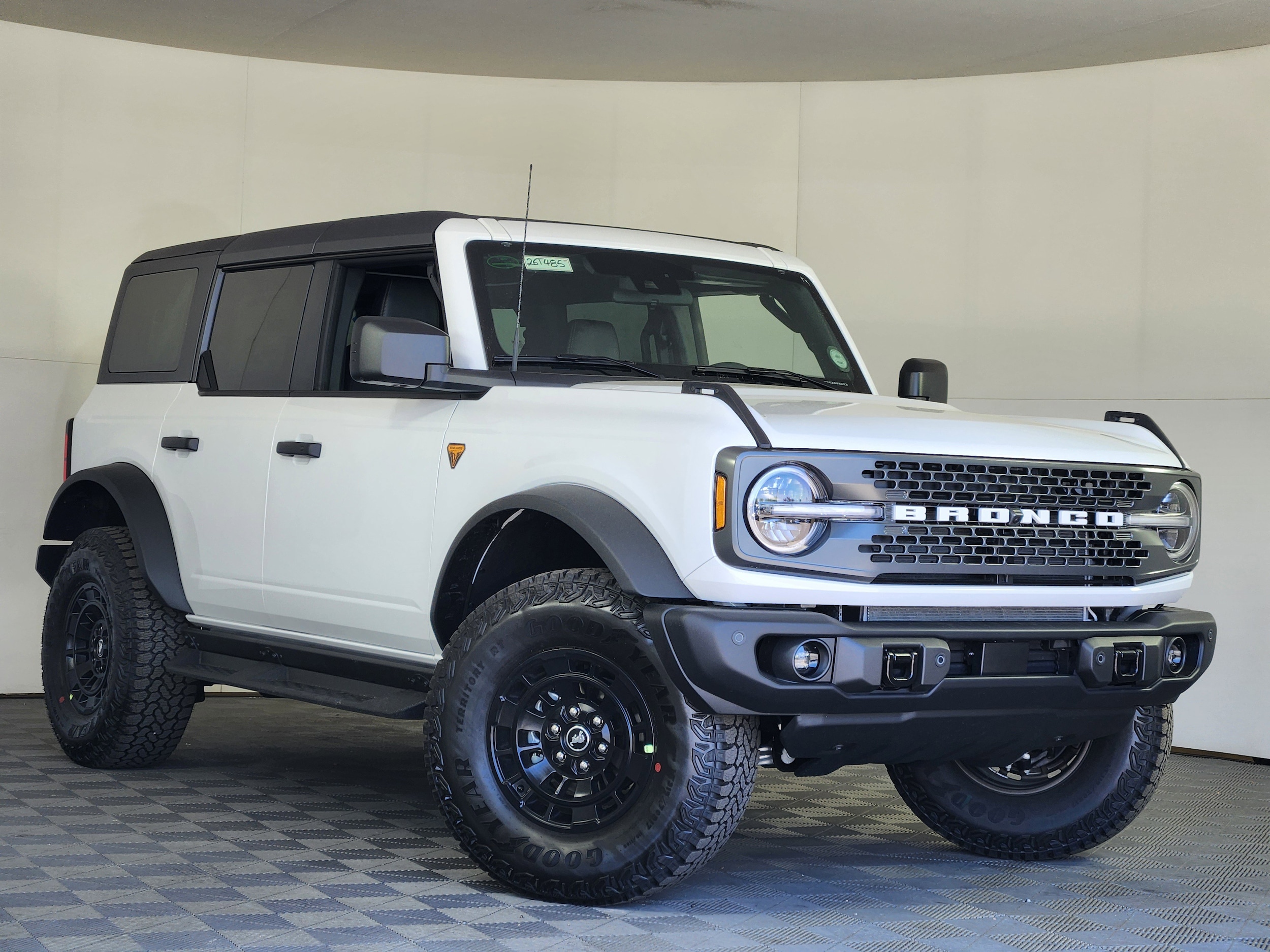 2026 Ford Bronco Badlands 4x4's photo