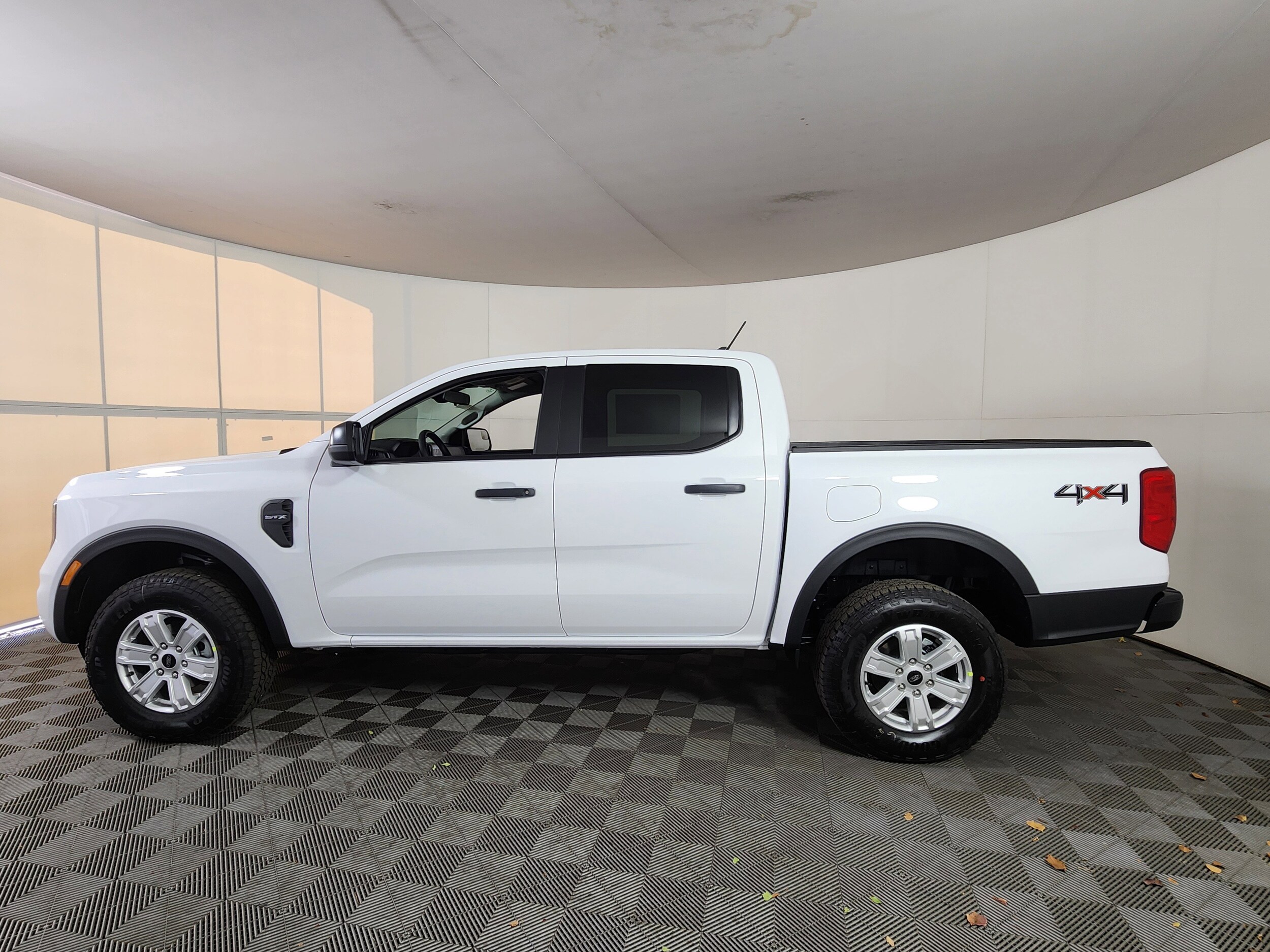 2025 Ford Ranger XL photo 4