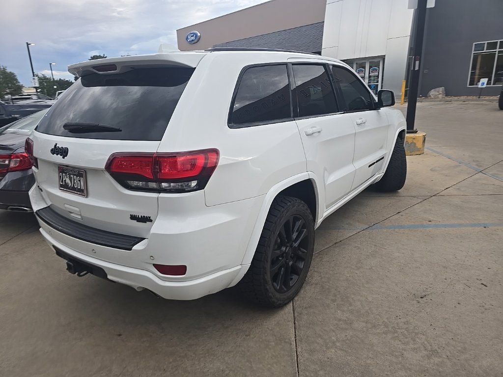 Used 2017 Jeep Grand Cherokee Altitude SUV