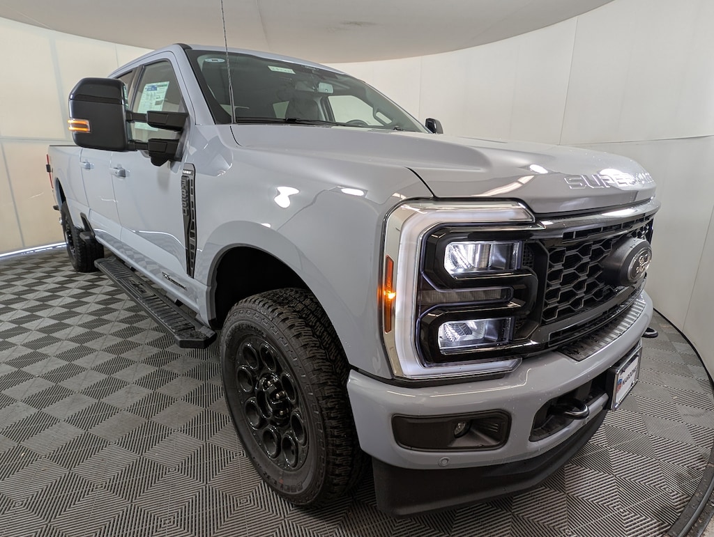 New 2025 Ford F-350SD Lariat Truck