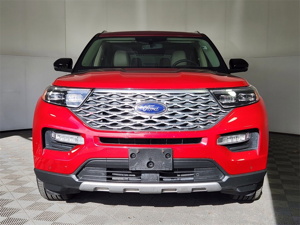 2022 Ford Explorer Platinum photo 2
