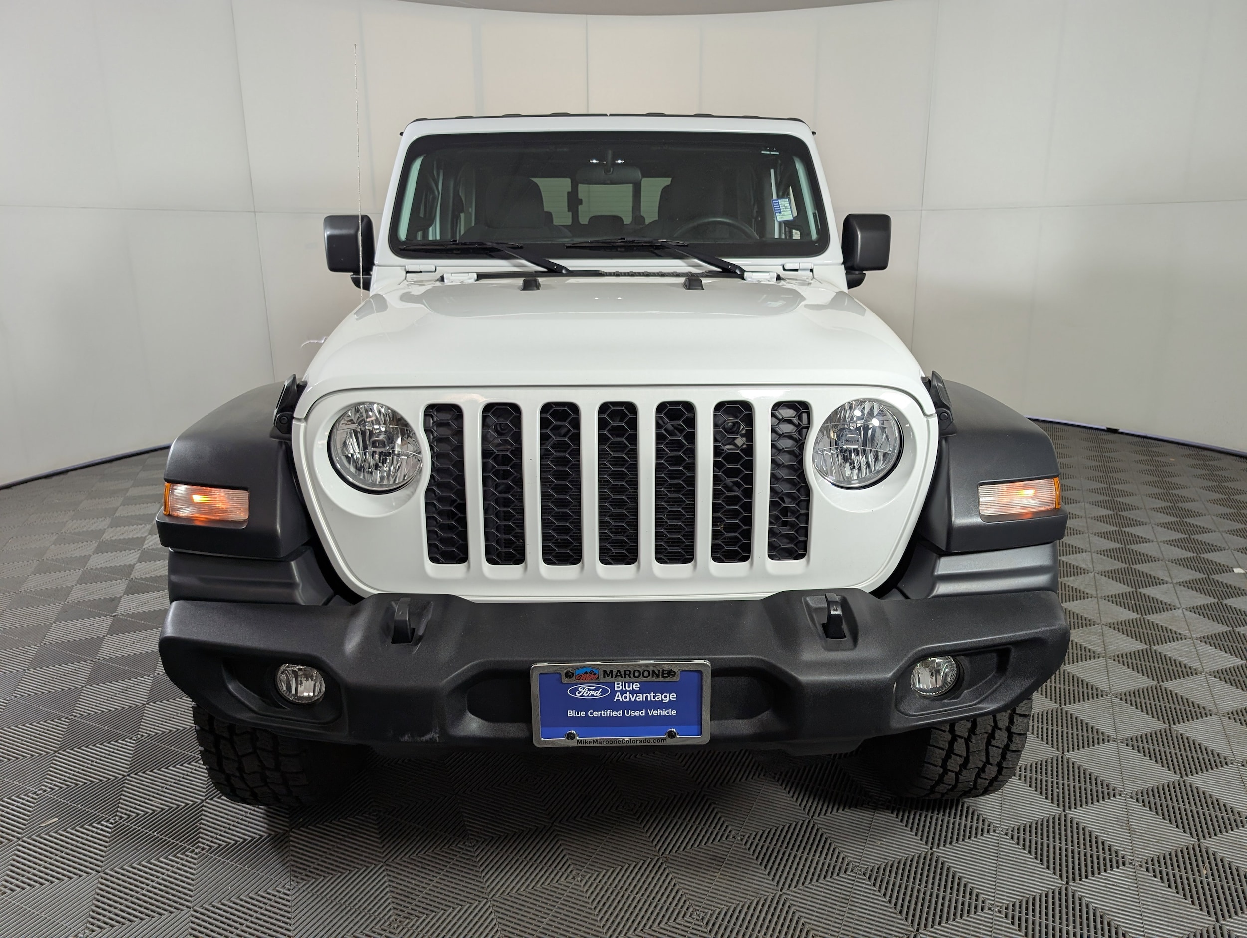 Used 2020 Jeep Gladiator Sport with VIN 1C6HJTAG2LL164731 for sale in Longmont, CO