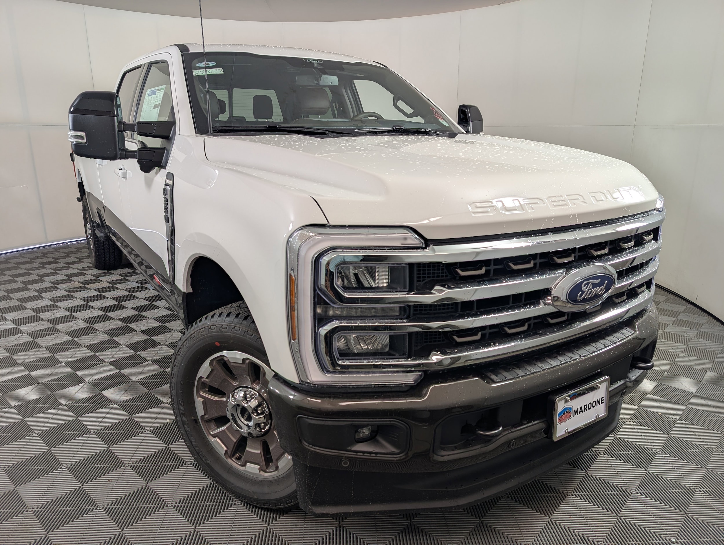 2025 Ford F-350 Super Duty King Ranch's photo