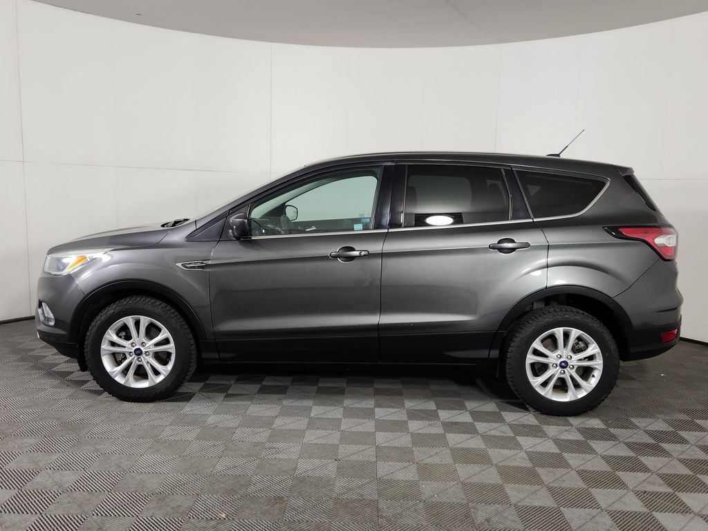 Used 2017 Ford Escape SE SUV