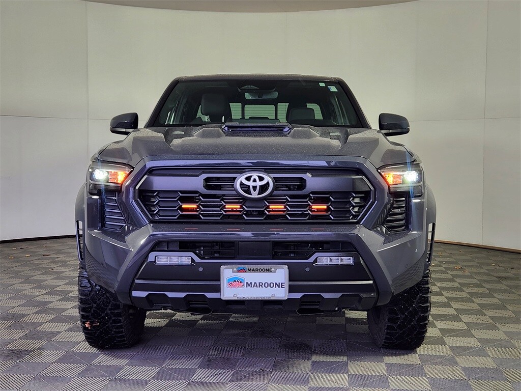2024 Toyota Tacoma TRD Sport photo 2