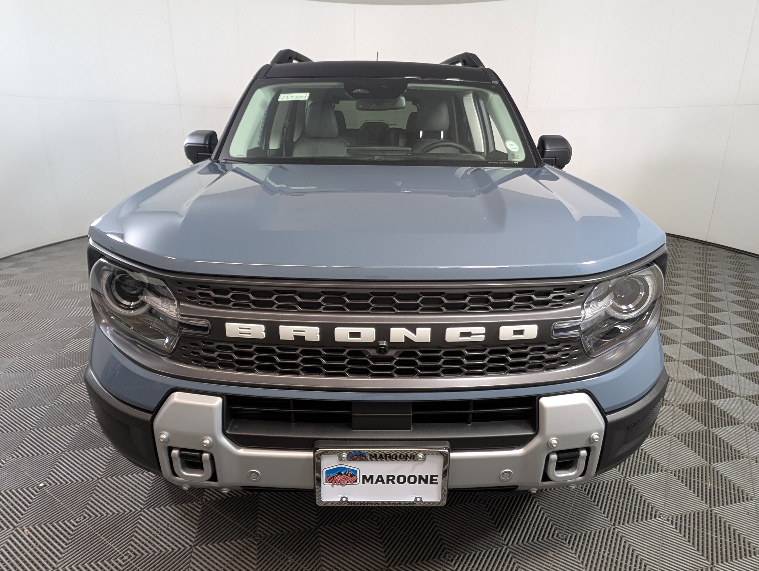 2025 Ford Bronco Sport Badlands photo 2