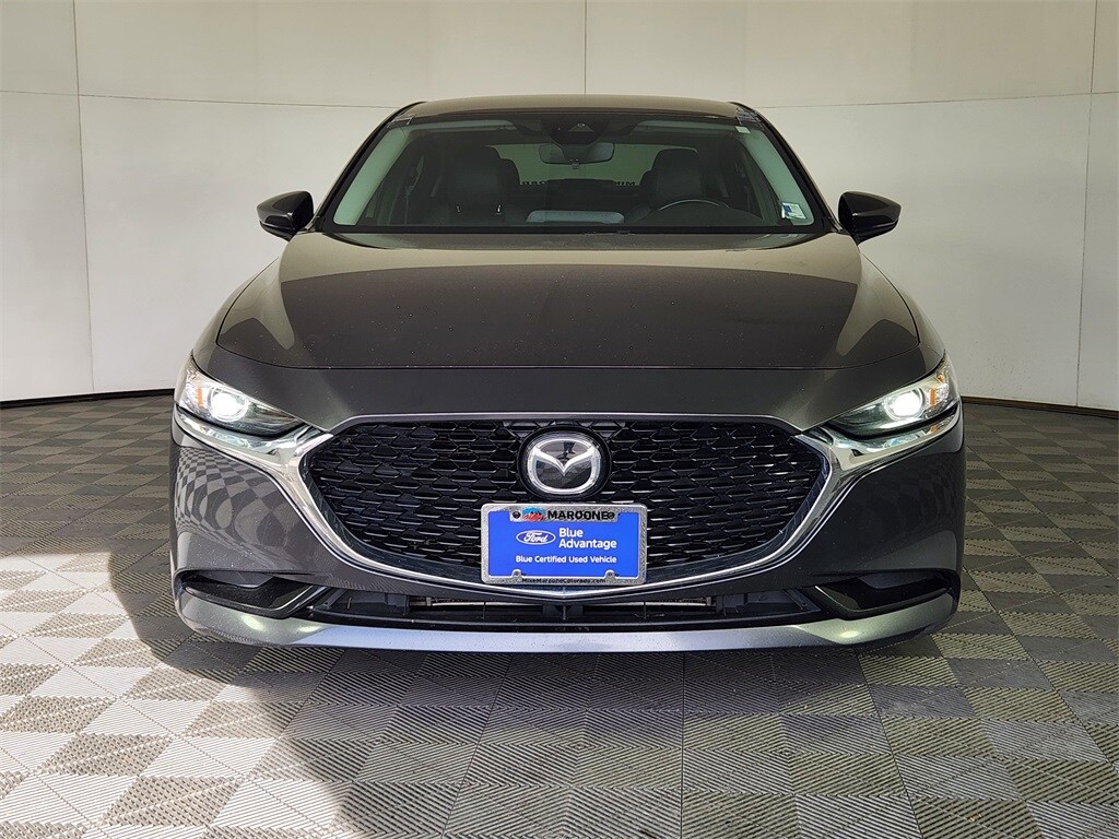 2019 Mazda Mazda3 Select Sedan photo 2