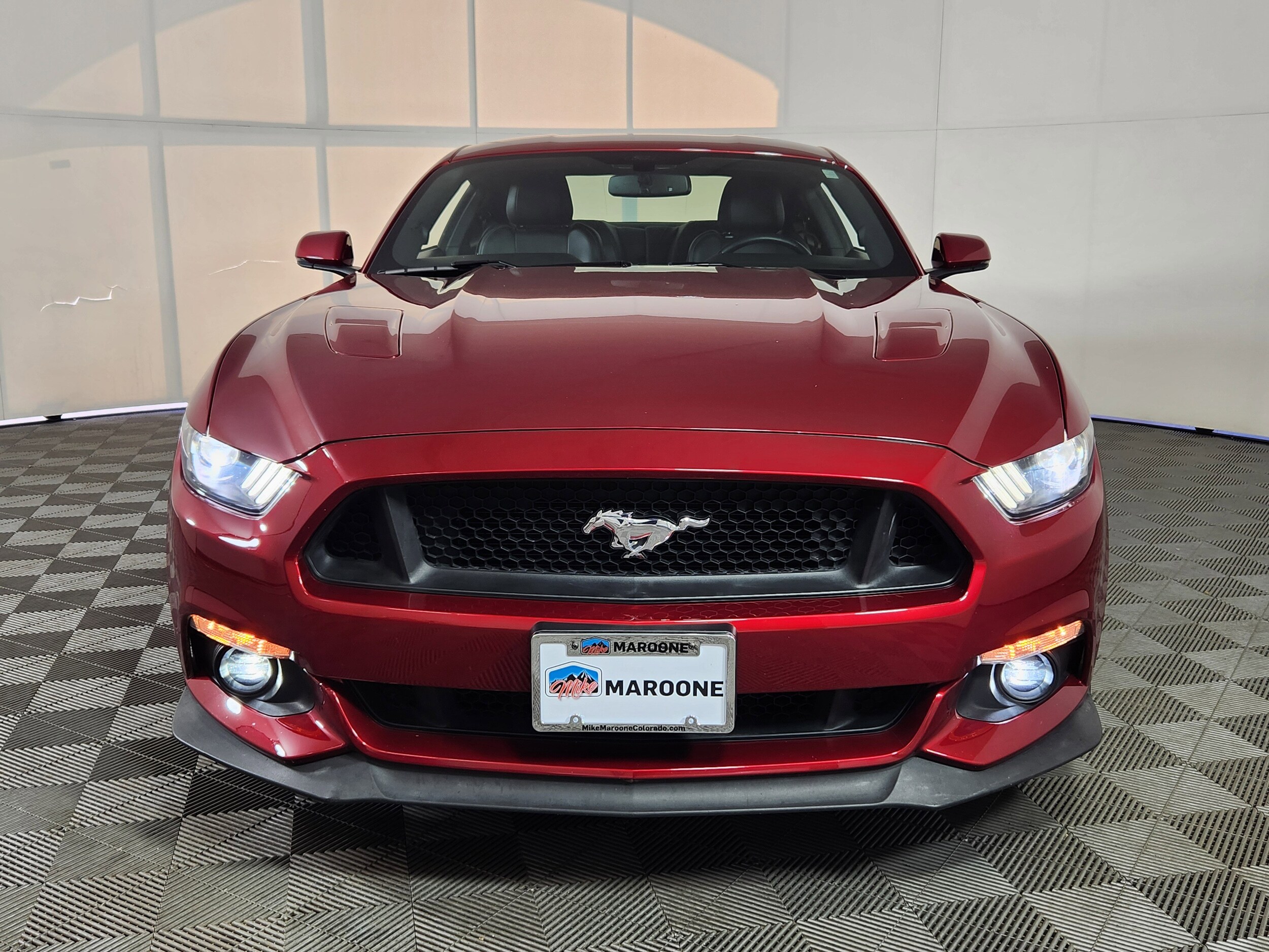 2016 Ford Mustang GT Premium photo 2