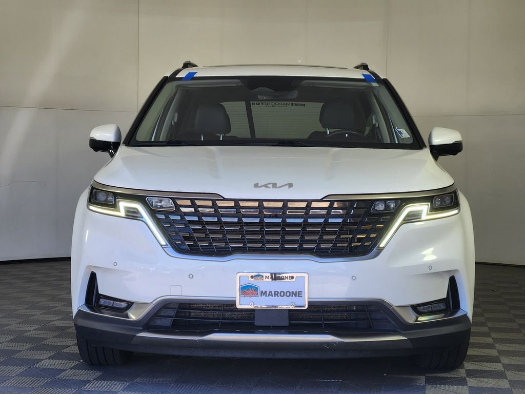 Used 2023 Kia Carnival SX Prestige Minivan/Van
