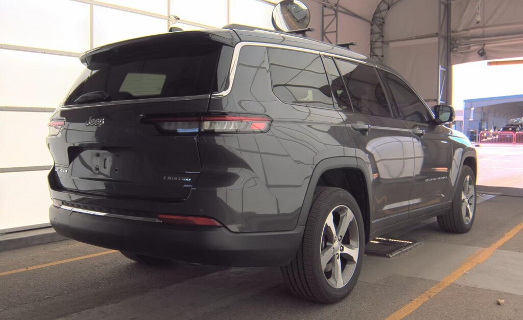 Used 2023 Jeep Grand Cherokee Limited SUV