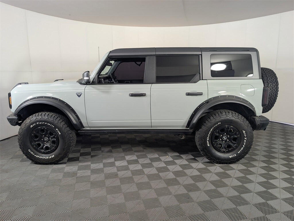 2021 Ford Bronco First Edition photo 4