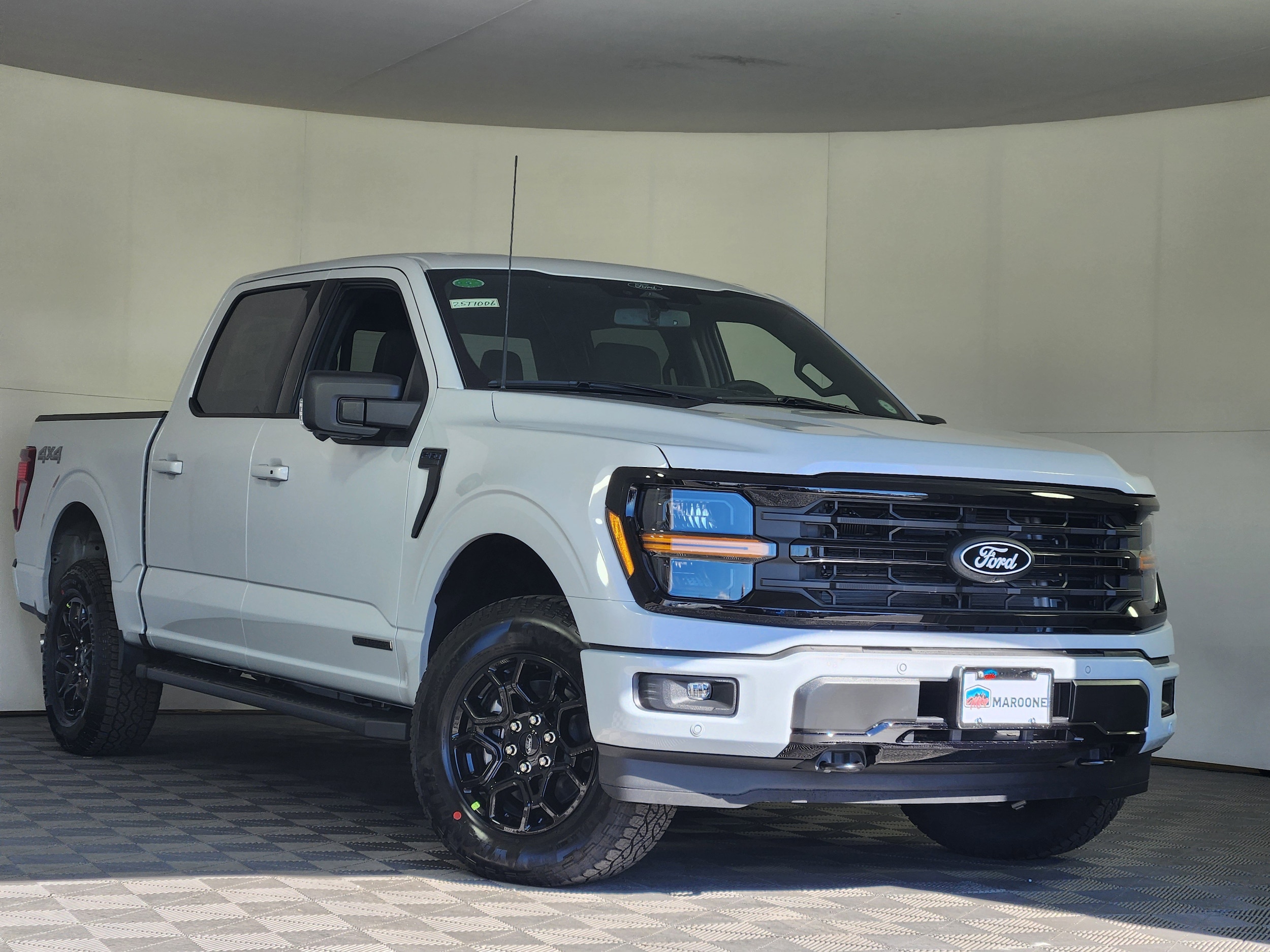 2025 Ford F-150 XLT's photo