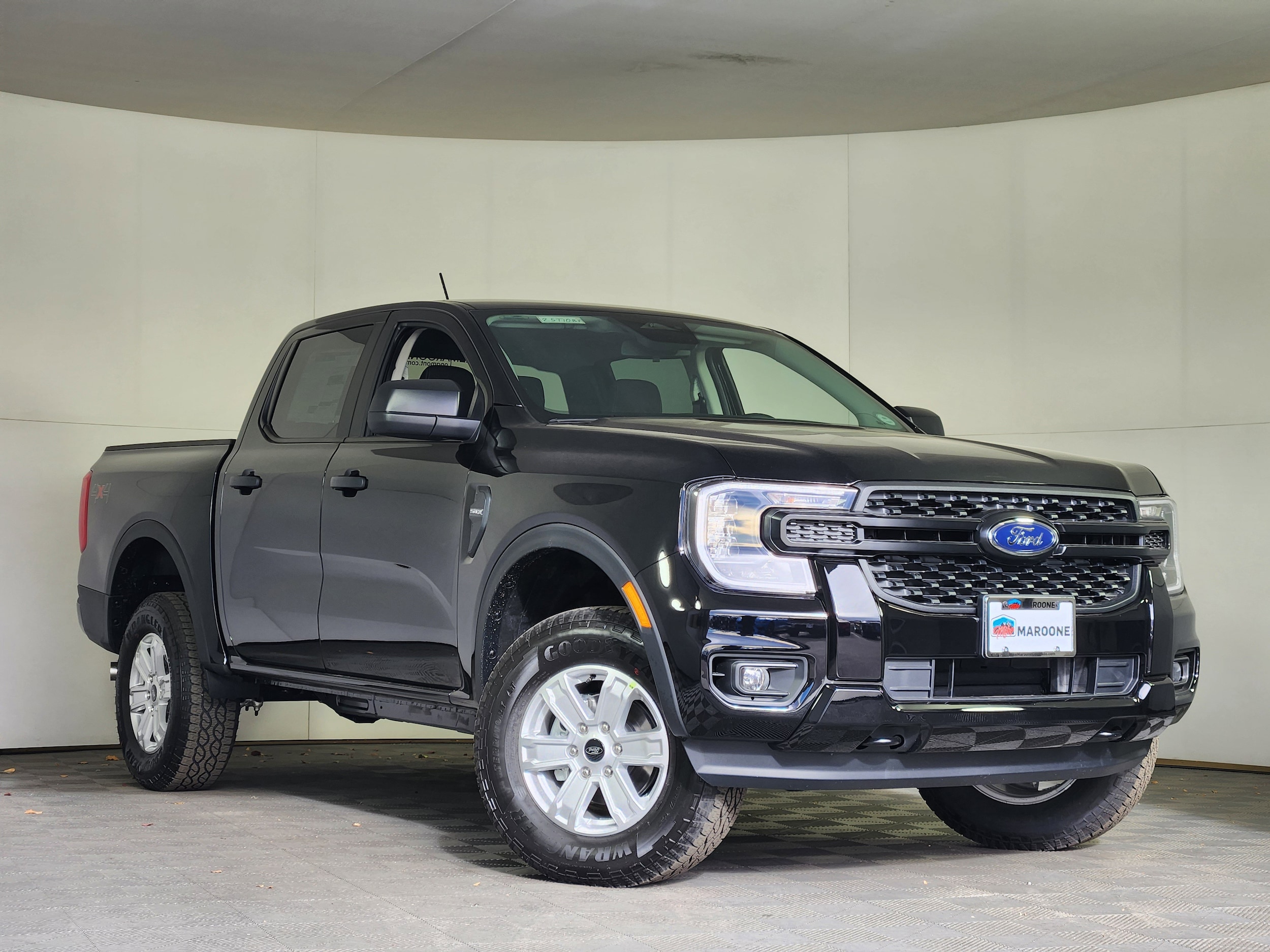 2025 Ford Ranger XL's photo