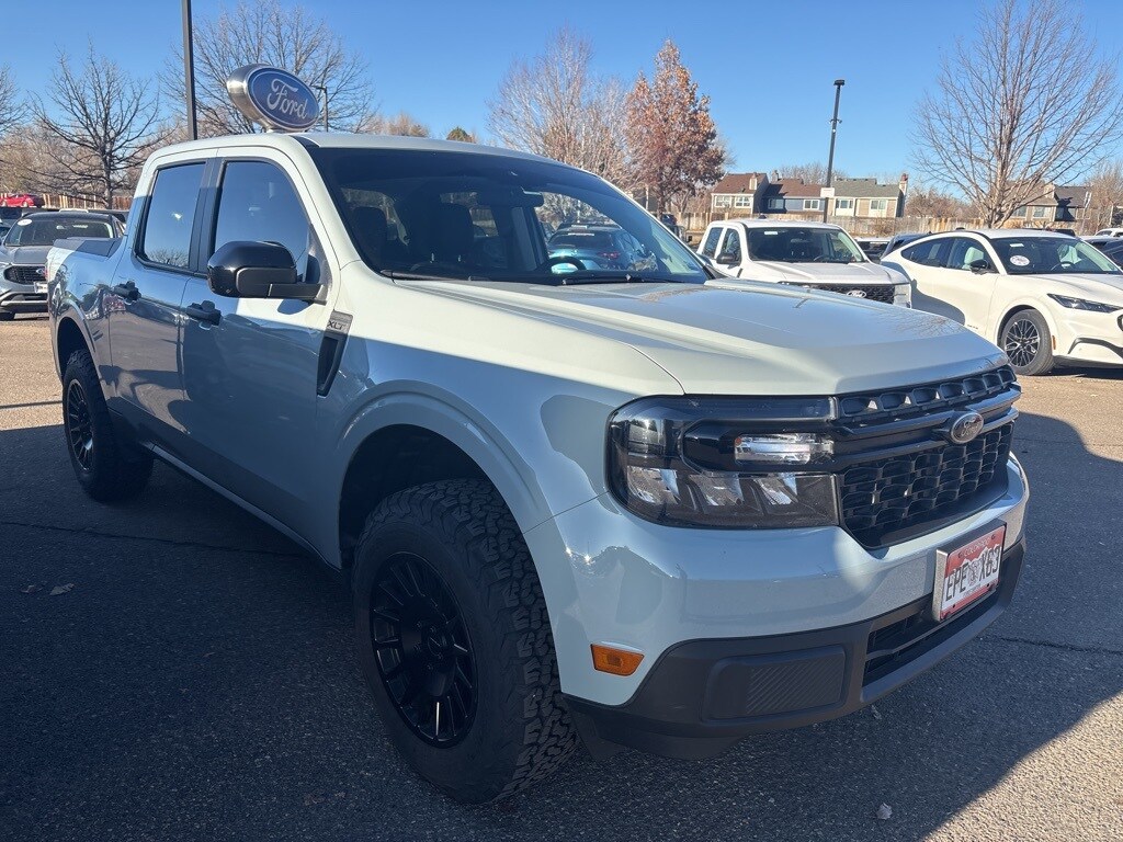 2024 Ford Maverick XLT photo 2