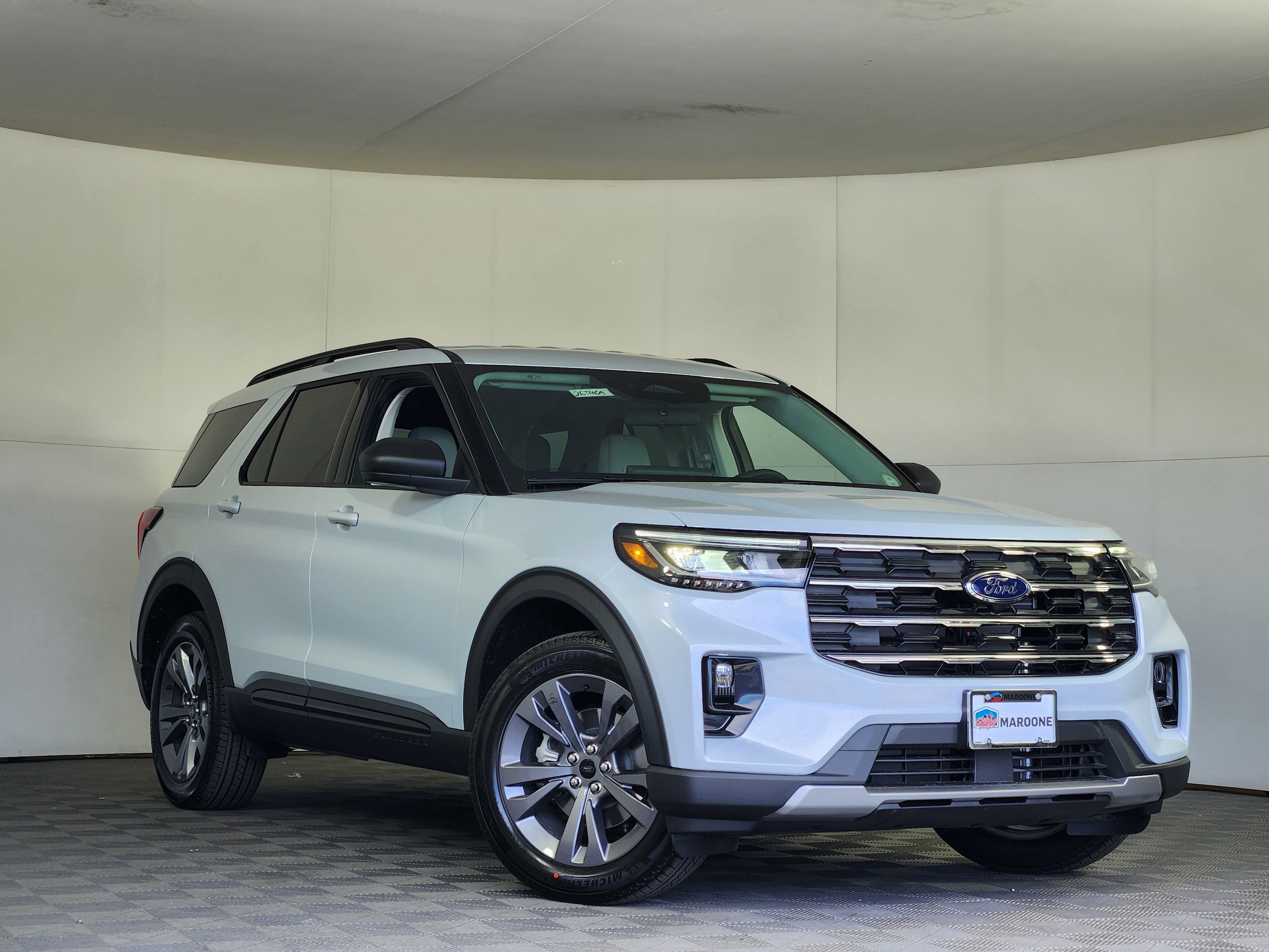 2026 Ford Explorer Active 4WD's photo