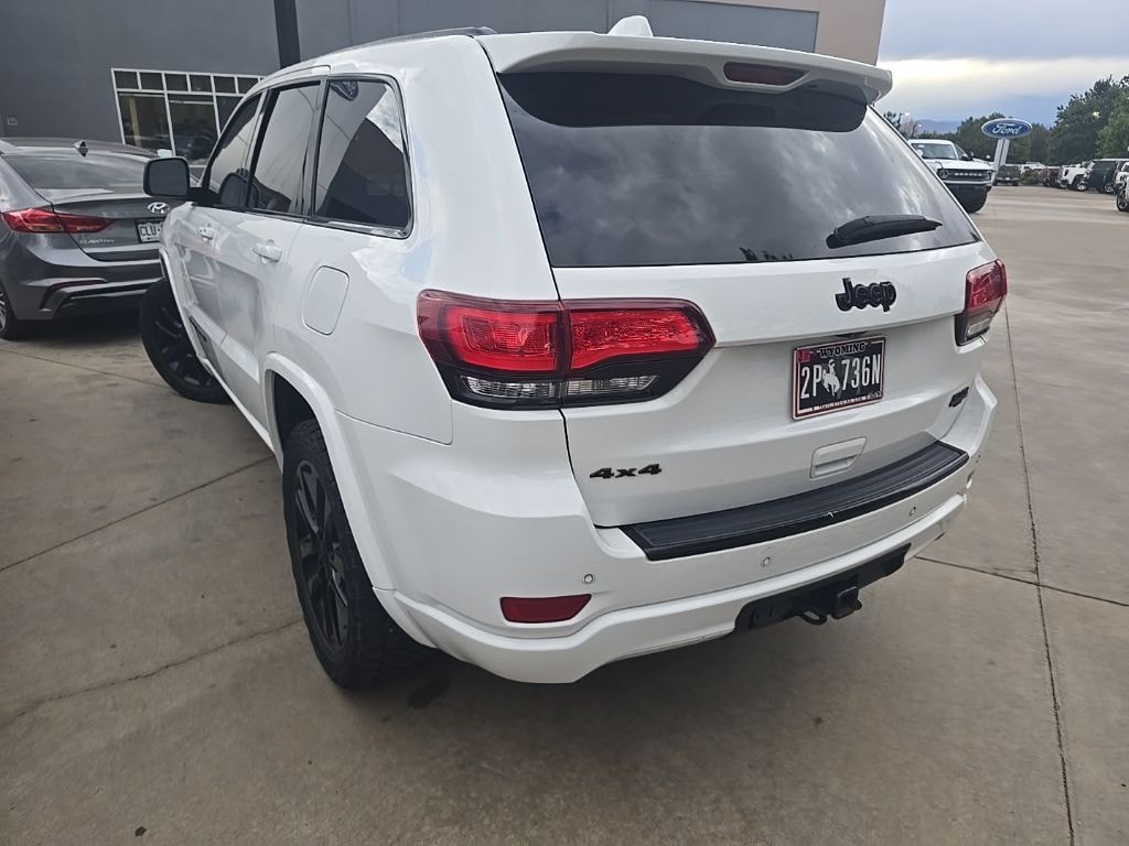 Used 2017 Jeep Grand Cherokee Altitude SUV