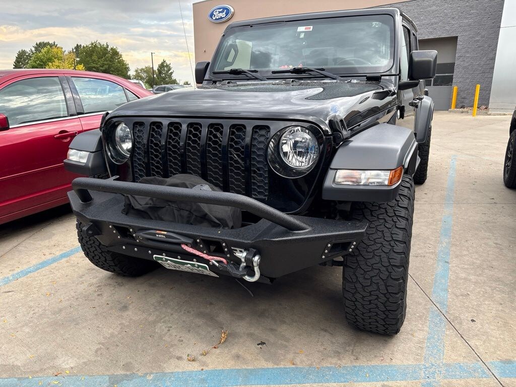 Used 2020 Jeep Gladiator Sport Truck