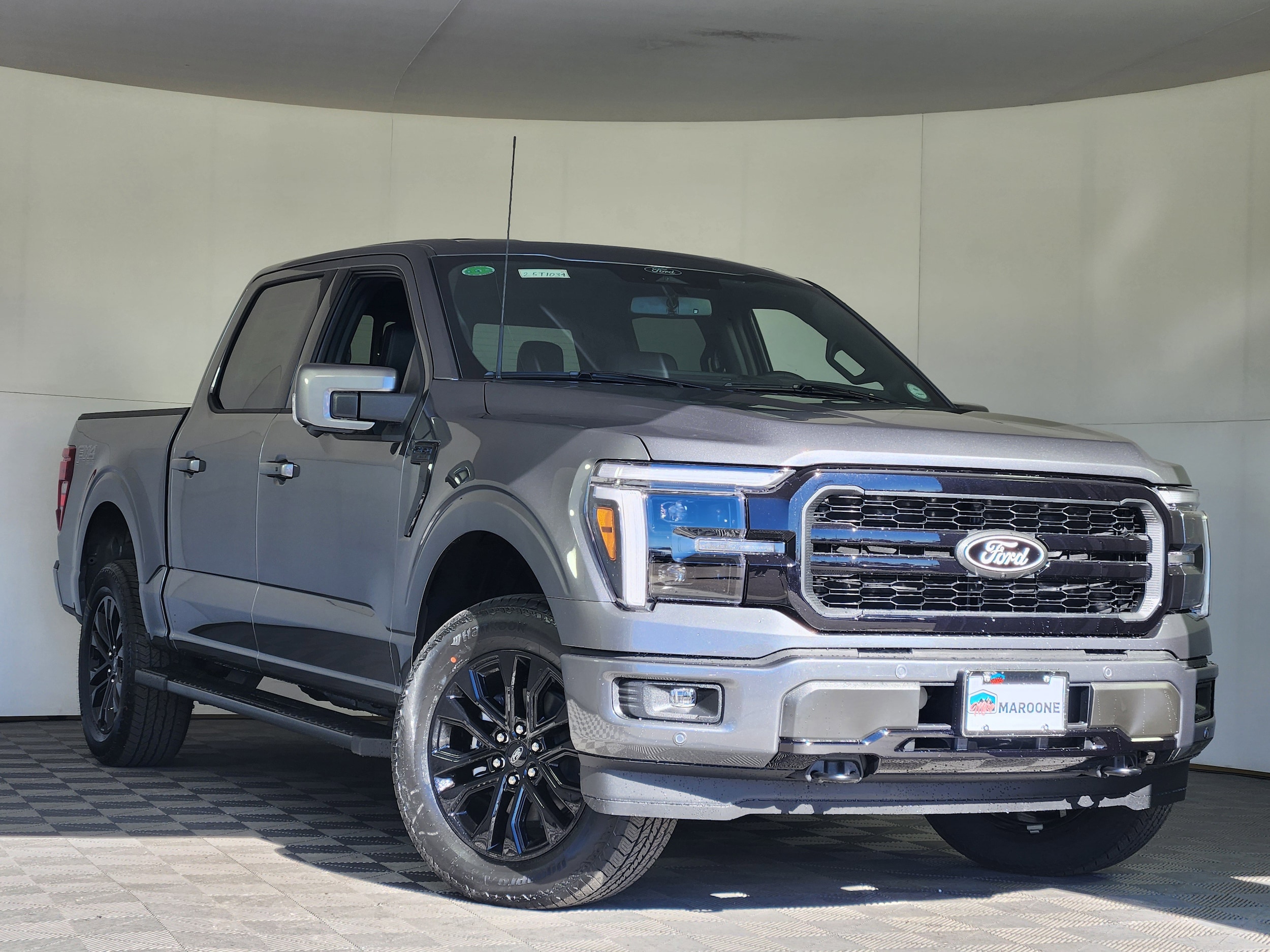 2025 Ford F-150 Lariat's photo