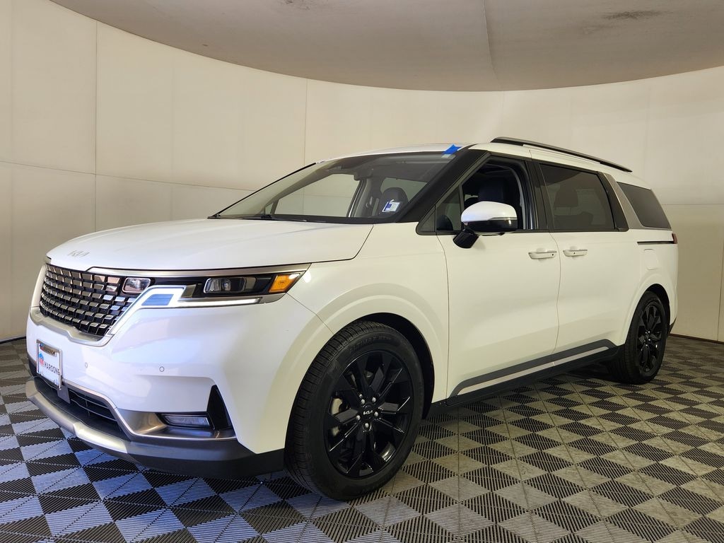 Used 2023 Kia Carnival SX Prestige Minivan/Van