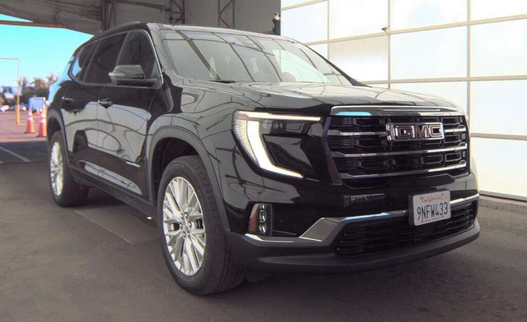 Used 2024 GMC Acadia Elevation SUV