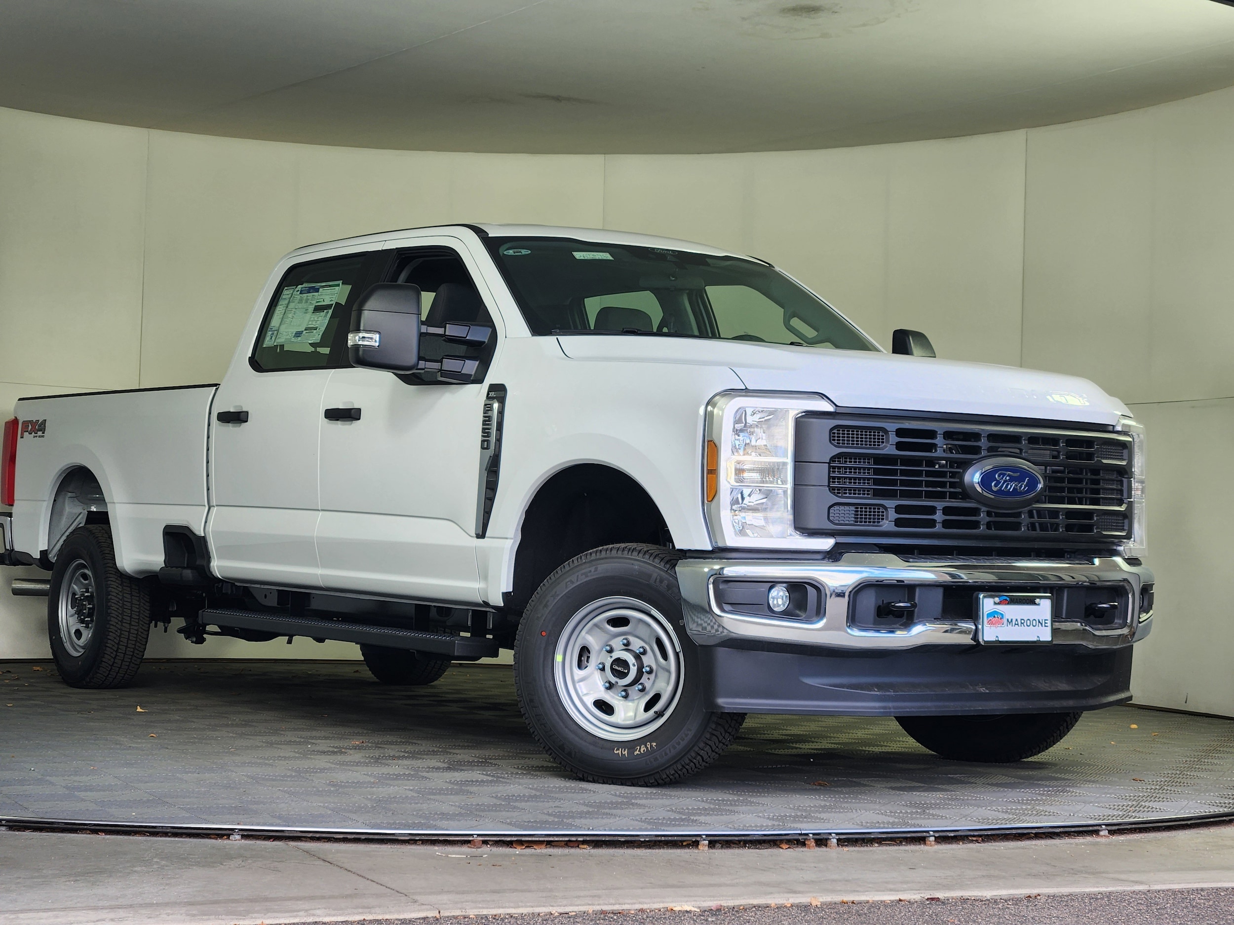 2026 Ford F-250 Super Duty XL's photo