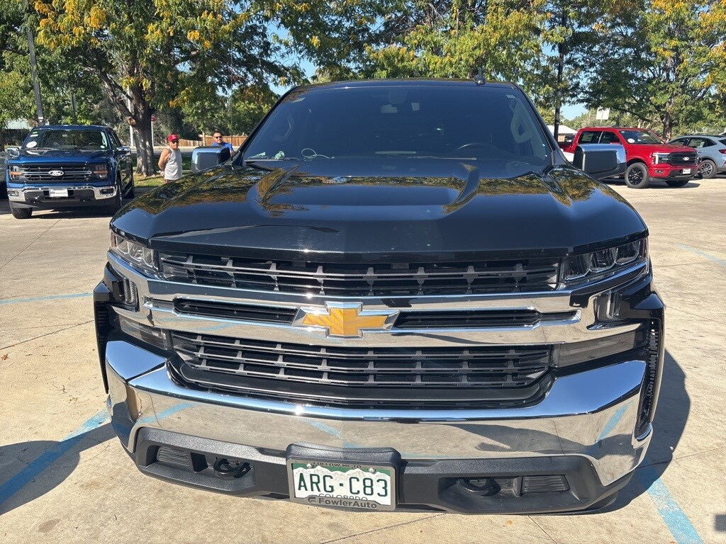 2019 Chevrolet Silverado 1500 LT photo 3