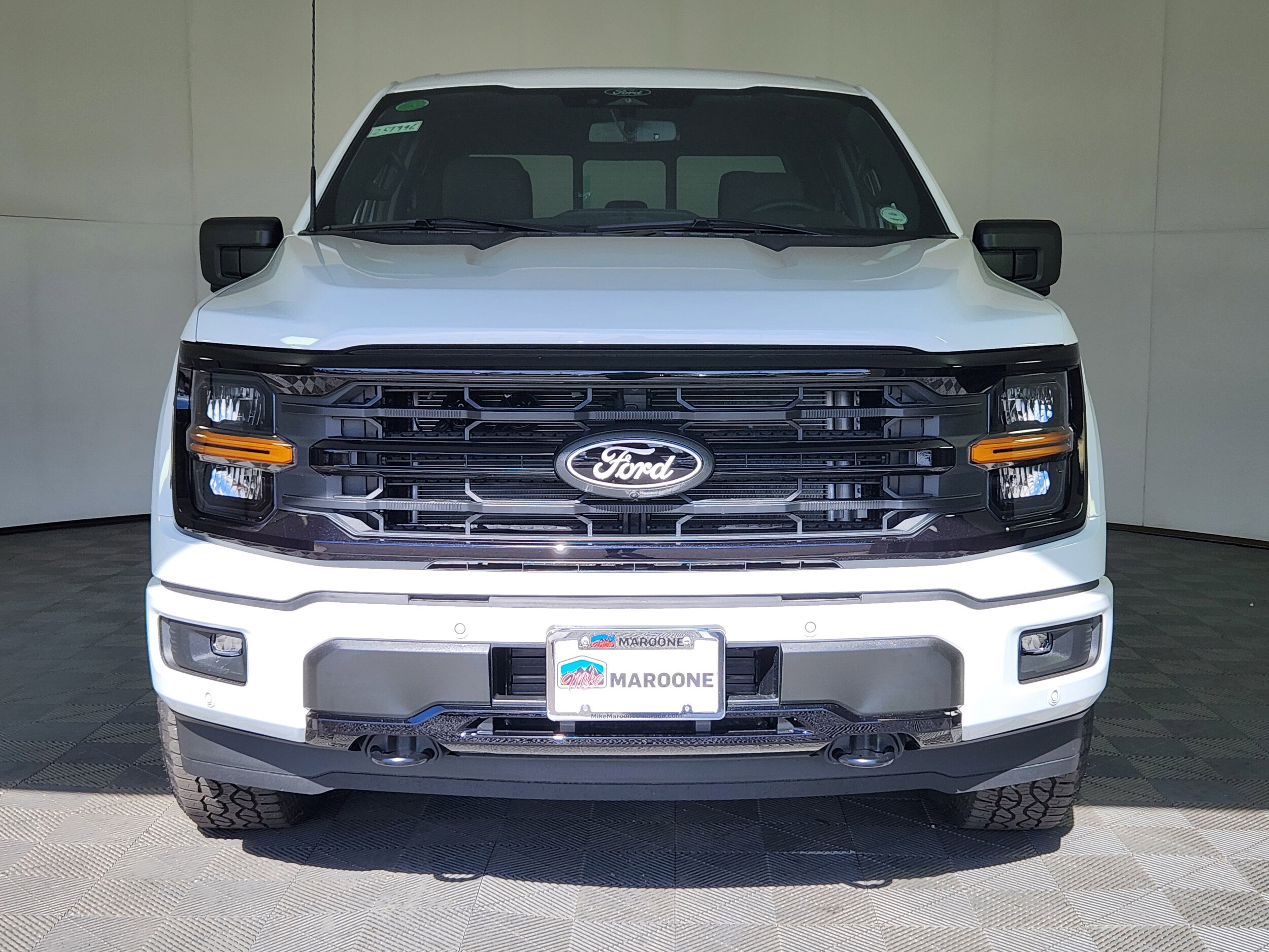 2025 Ford F-150 XLT photo 2