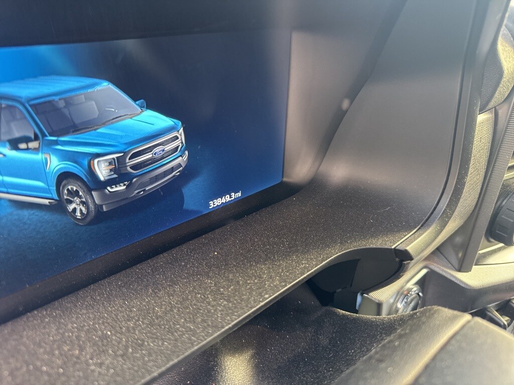 2022 Ford F-150 Platinum photo 3