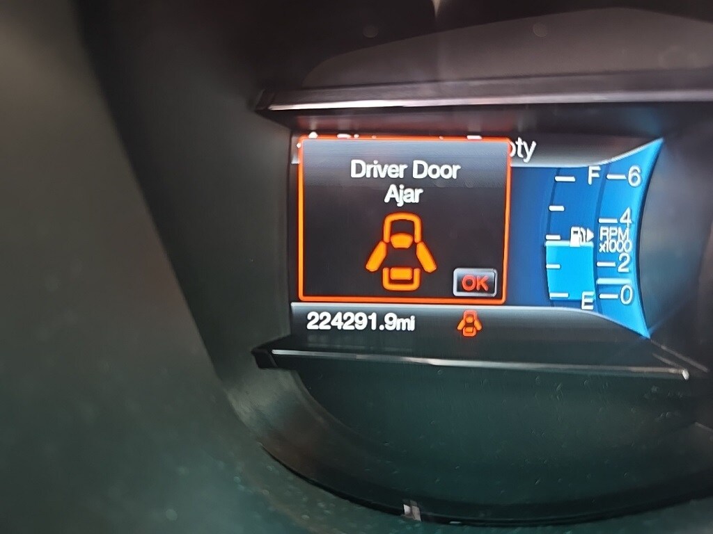 2016 Ford Explorer Limited photo 3