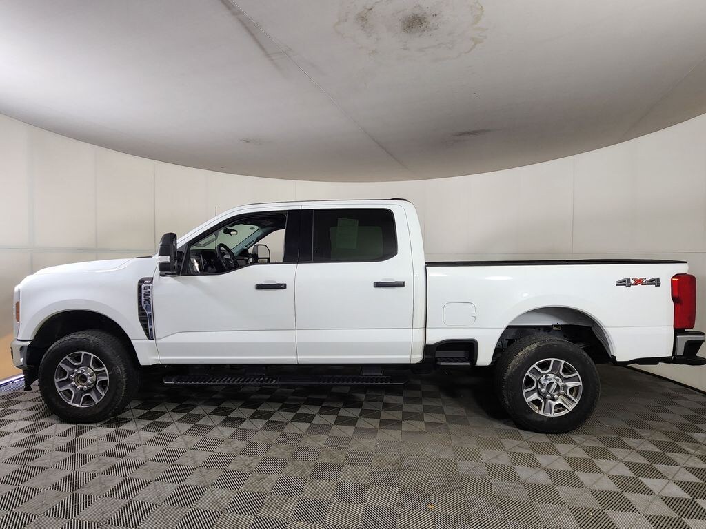 Used 2025 Ford F-250 XLT Truck