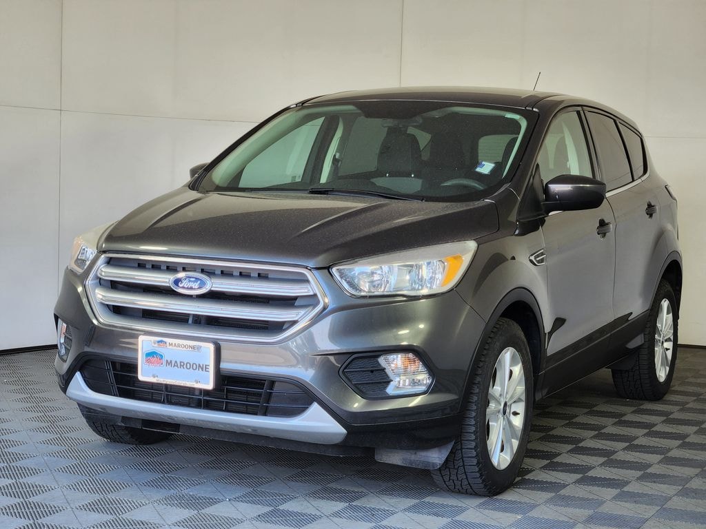 Used 2017 Ford Escape SE SUV