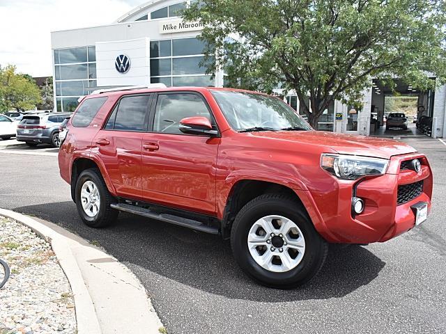 2016 Toyota 4Runner Limited photo 2