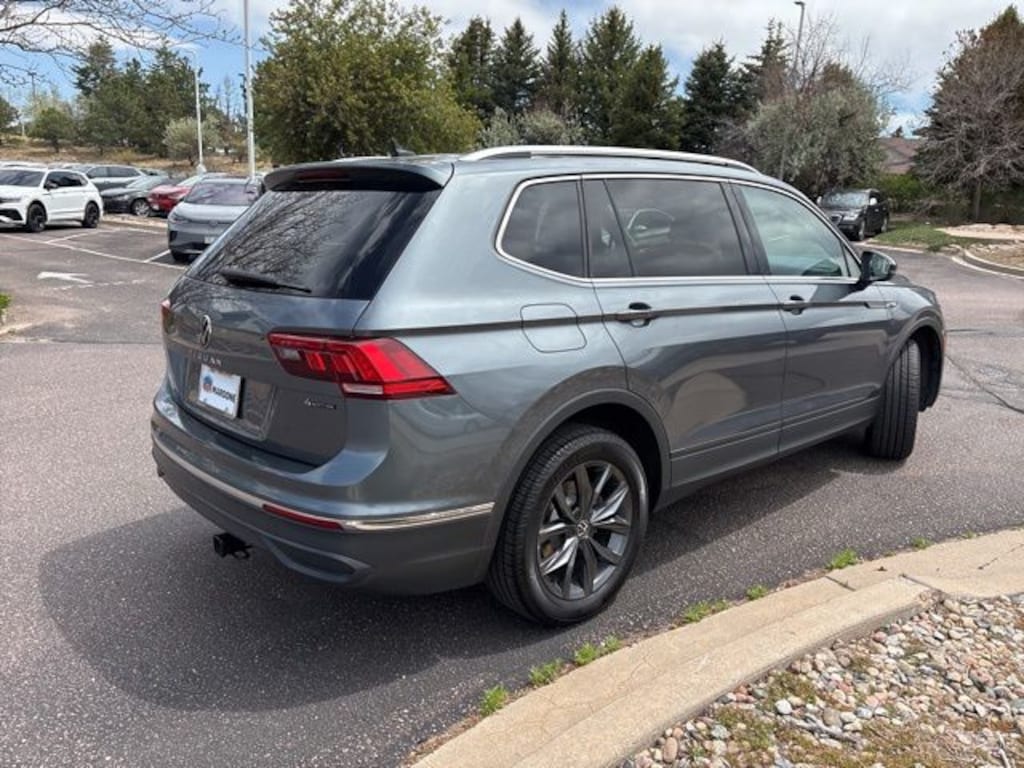 Used 2022 Volkswagen Tiguan 2.0T SE SUV