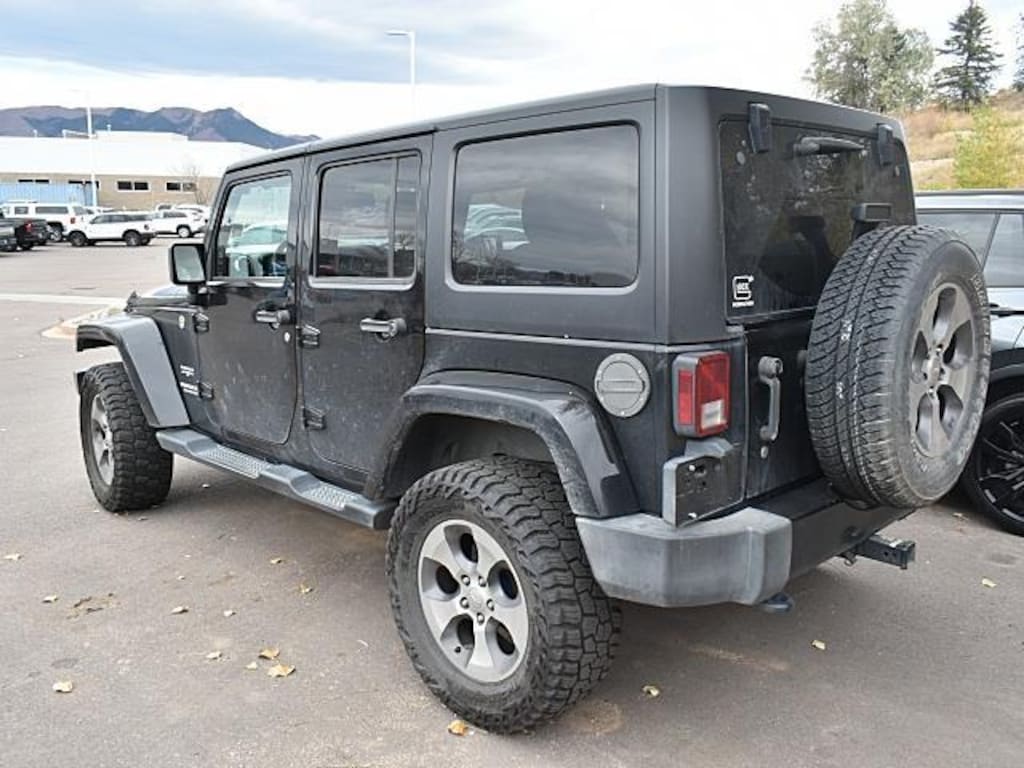 Used 2017 Jeep Wrangler JK Unlimited Sahara SUV