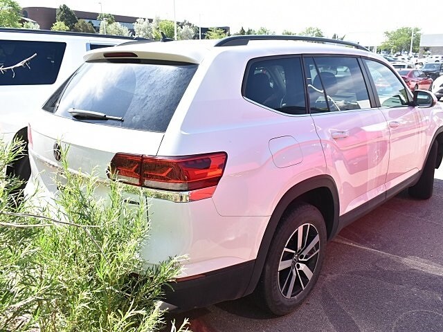2023 Volkswagen Atlas SE photo 4