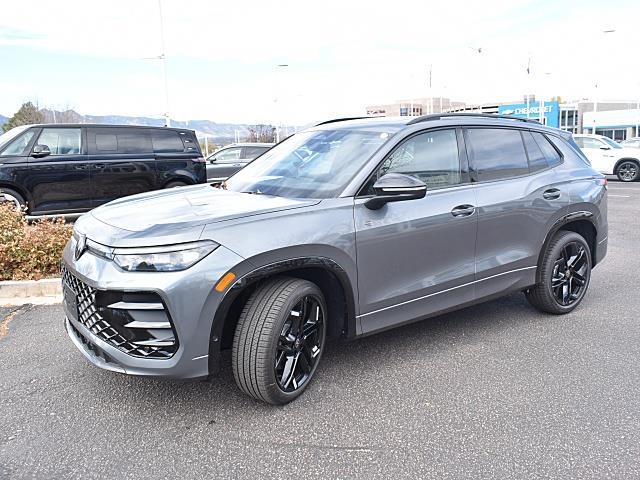 2026 Volkswagen Tiguan SE R-Line Black photo 2