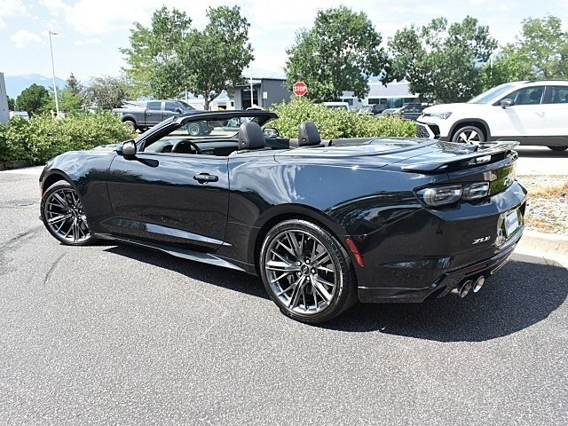 2023 Chevrolet Camaro ZL1 photo 2