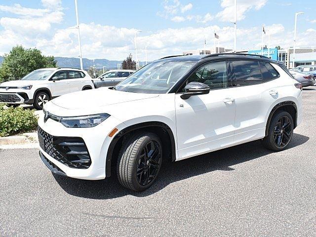 2025 Volkswagen Tiguan SE R-Line Black photo 3