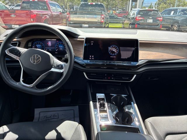 2026 Volkswagen Atlas SE w/Tech - Photo 18